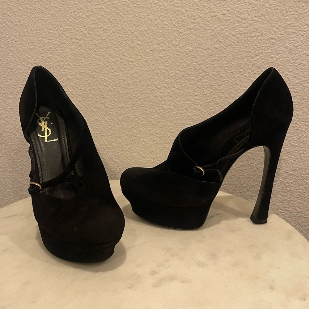 YSL Saint Laurent Black Suede Buckle Cut-Out Maryjane Platform Pumps - Picture 12 of 12